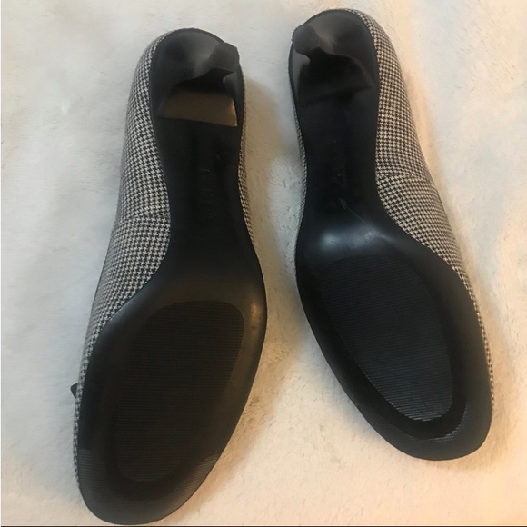 Enzo Angiolini Houndstooth Heeled Loafers - Picture 14 of 14